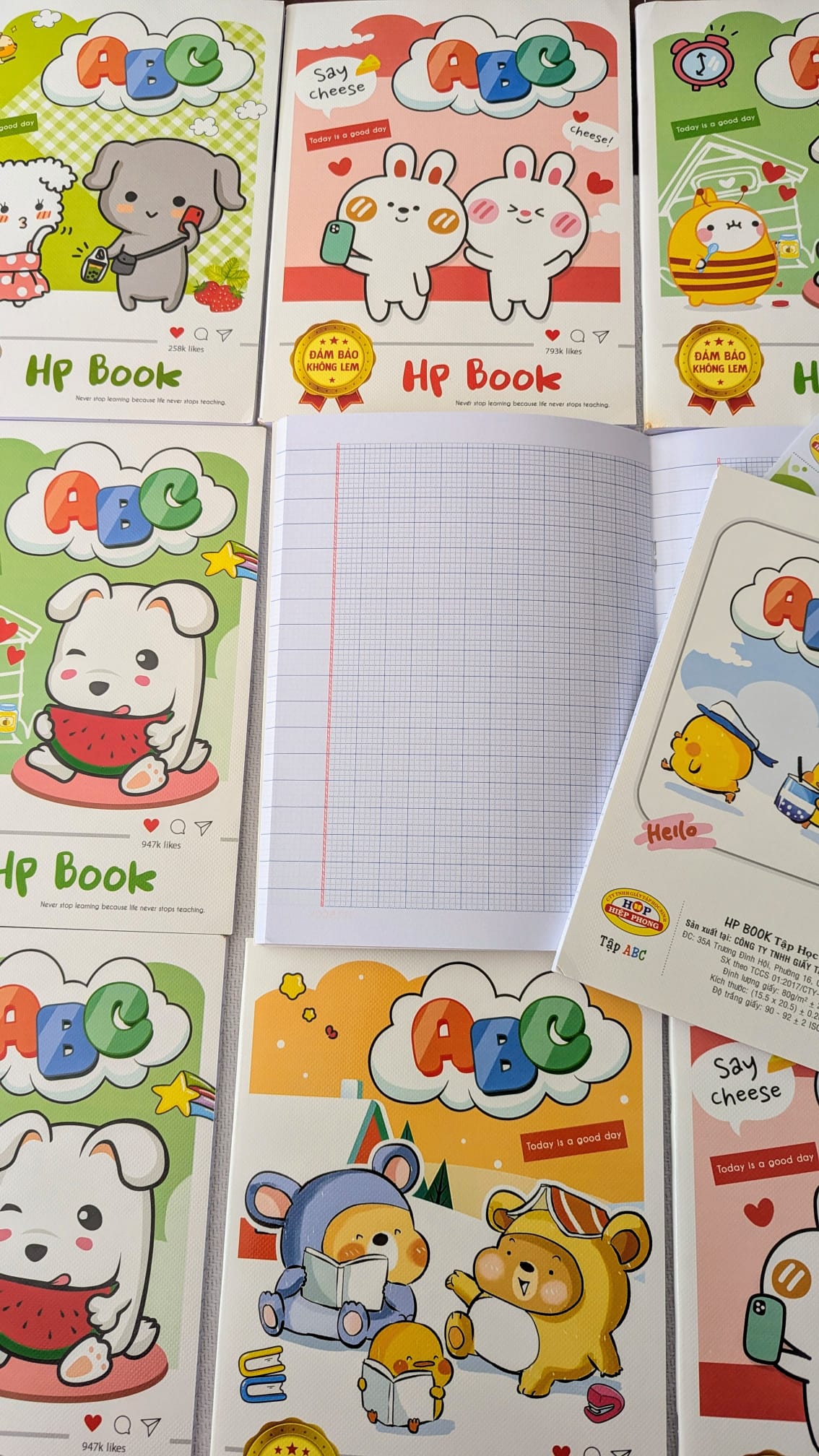 Notebooks – 5-Square-Grid, 96 Pages, Random Designs | Vở Học Sinh – 5 Ô Ly, 96 Trang, Mẫu Ngẫu Nhiên