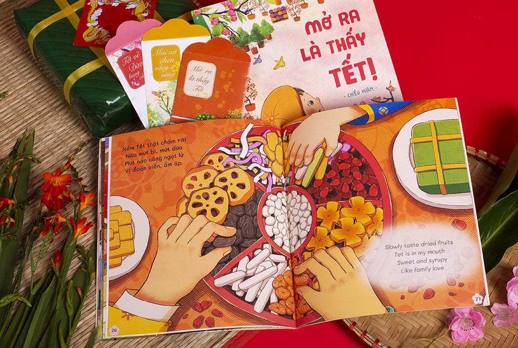 Set Mở ra là thấy Tết (Tết hồng đào miền Bắc) | Bilingual set: Open to See Tết (North Vietnam)
